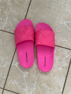 Steve Madden Hot Pink Quilted Slide Sandals